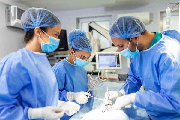 Best Female Laparoscopic Surgeon in Madurai
